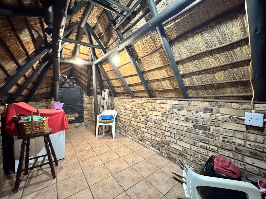 2 Bedroom Property for Sale in Oudorp North West